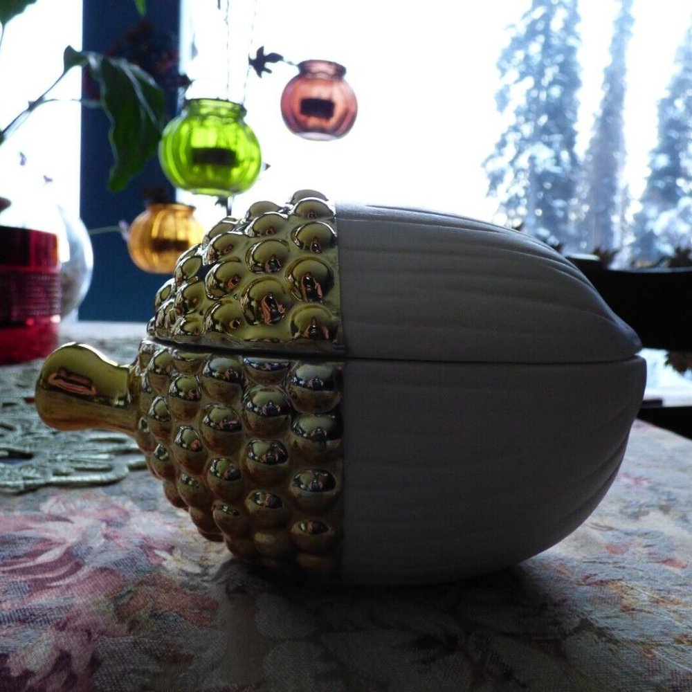 FALL WINTER PORCELAIN RESIN GOLD PLATED ACORN JAR TRINKET CANDY JEWELRY STORAGE - Picture 3 of 8